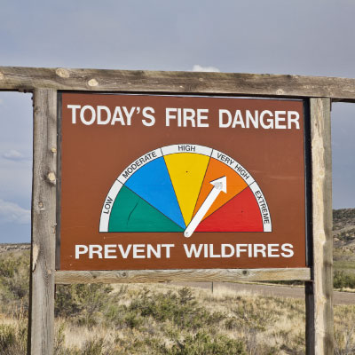 Fire-danger-roadsign-Colorado-400x400