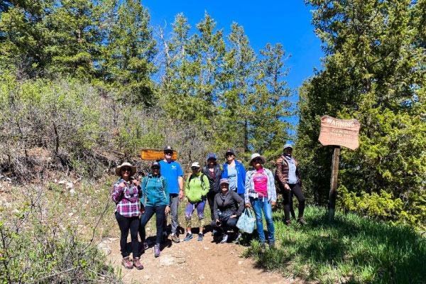 Sweetwater-Lake-hike-600x400